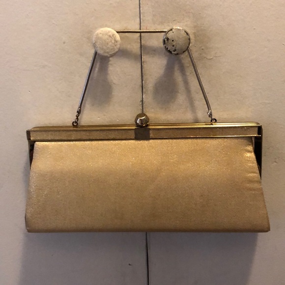 Handbags - VTG 1960’s Small Gold Purse with Chain